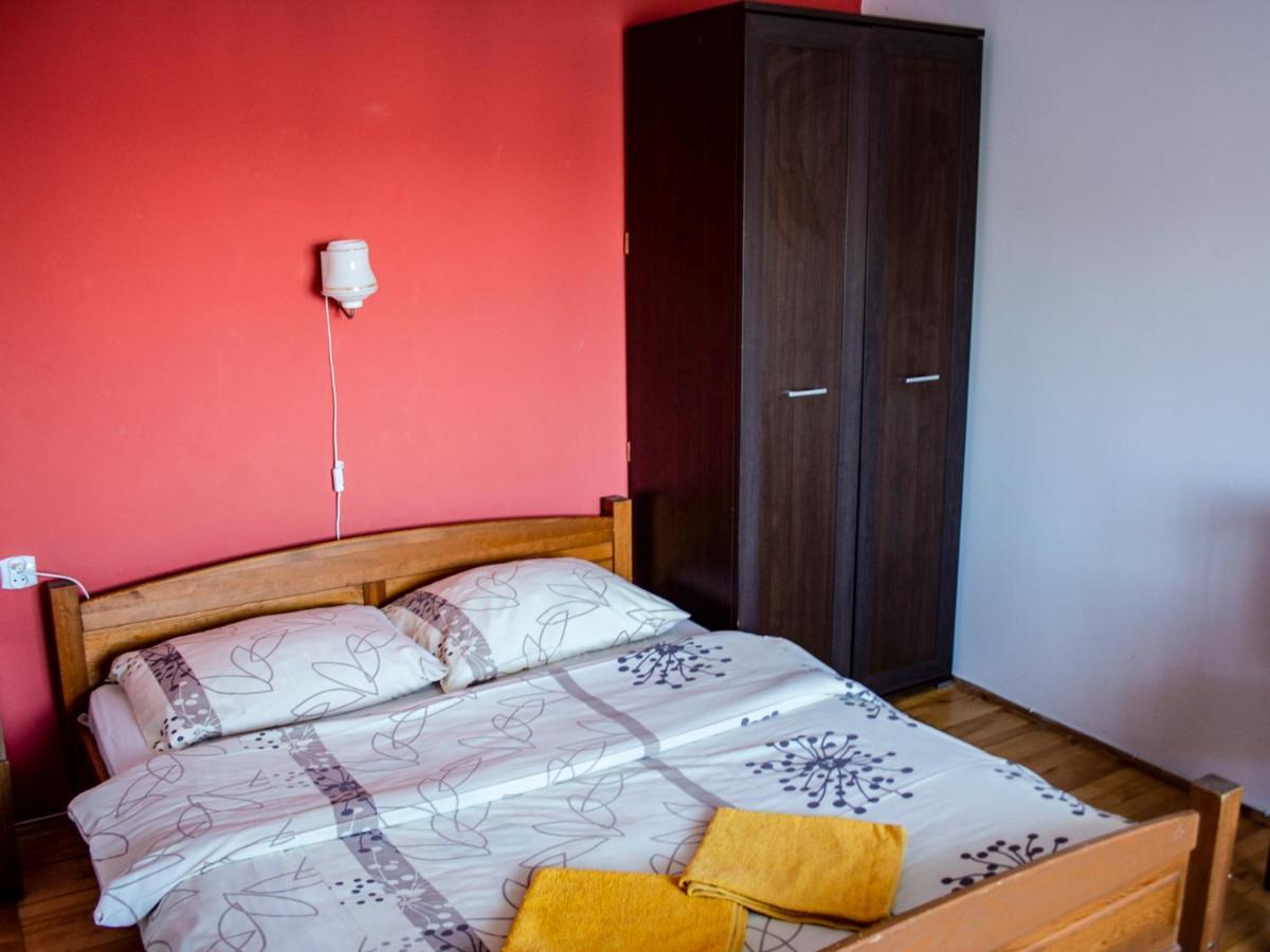 Hotel Zajazd Zacisze Rymanów-Zdrój Esterno foto