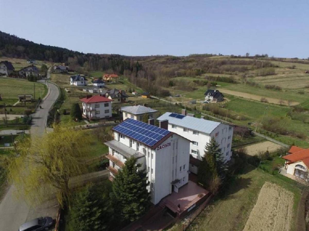 Hotel Zajazd Zacisze Rymanów-Zdrój Esterno foto