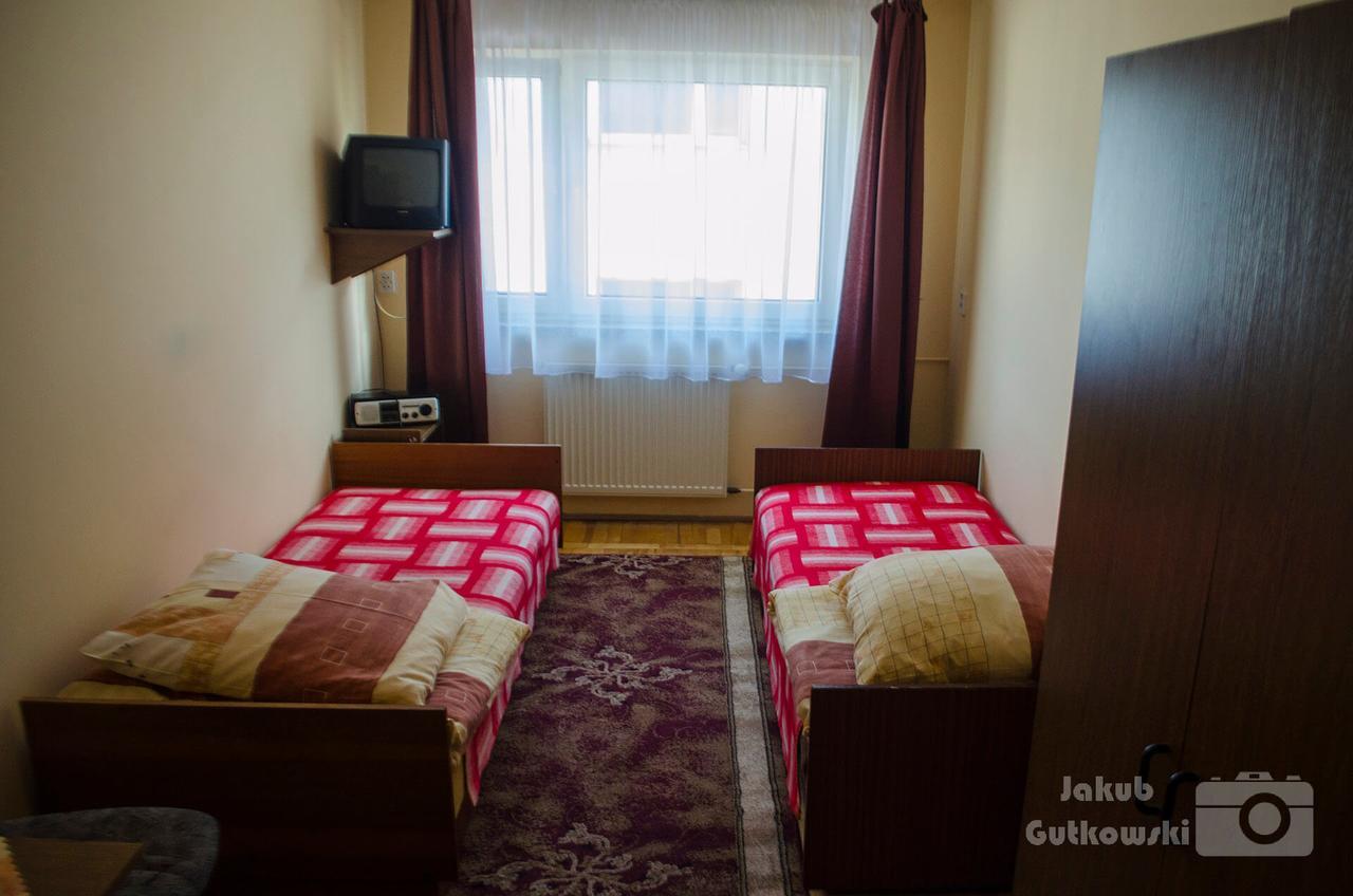 Hotel Zajazd Zacisze Rymanów-Zdrój Esterno foto